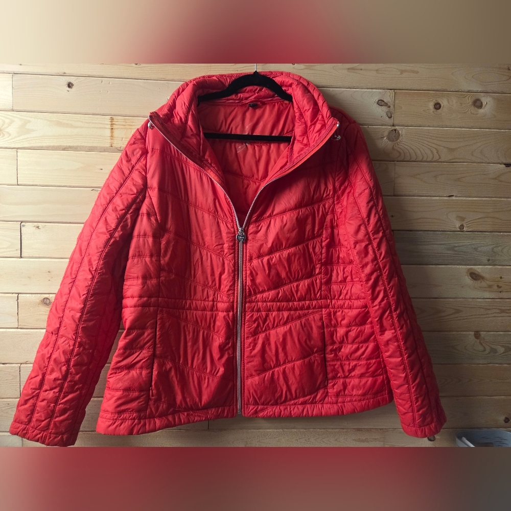 Guess Women's Plus Size Bright Red Quilted Puffer Jacket EUC Size XXL